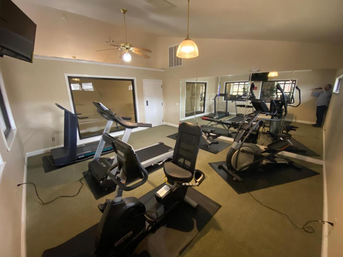 2Br Penthouse Condo - 2 Pools - Close To The Strip - Free Tickets Included - Fhc-24 Брэнсон Экстерьер фото